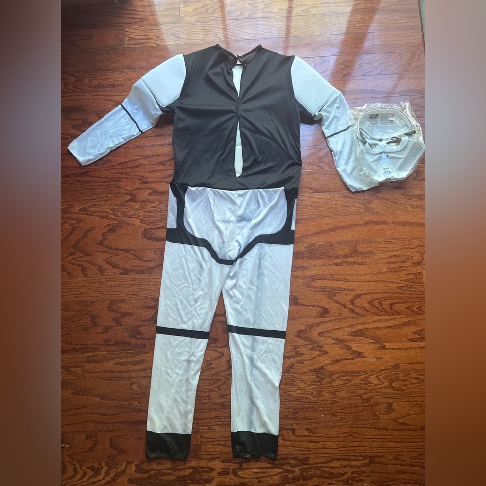 Kids Stormtrooper Costume - White and Black - Picture 2 of 5
